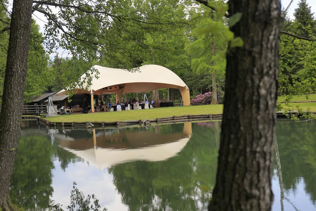 Elegans Hotel Brdo Kranj Exterior foto
